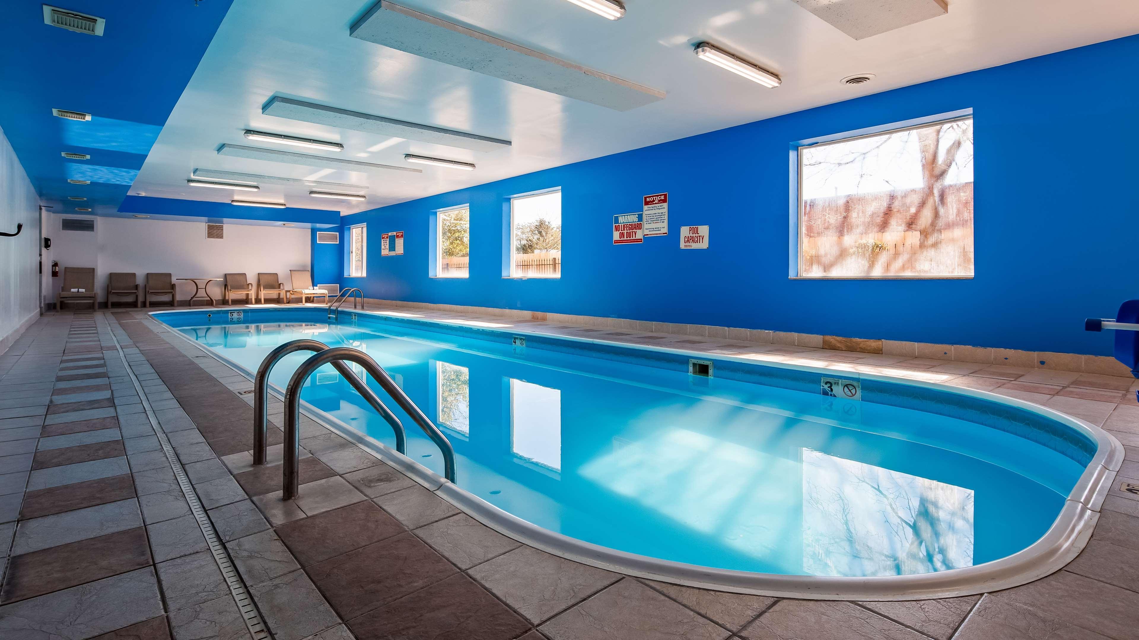 Western O'hare Hotel 3*