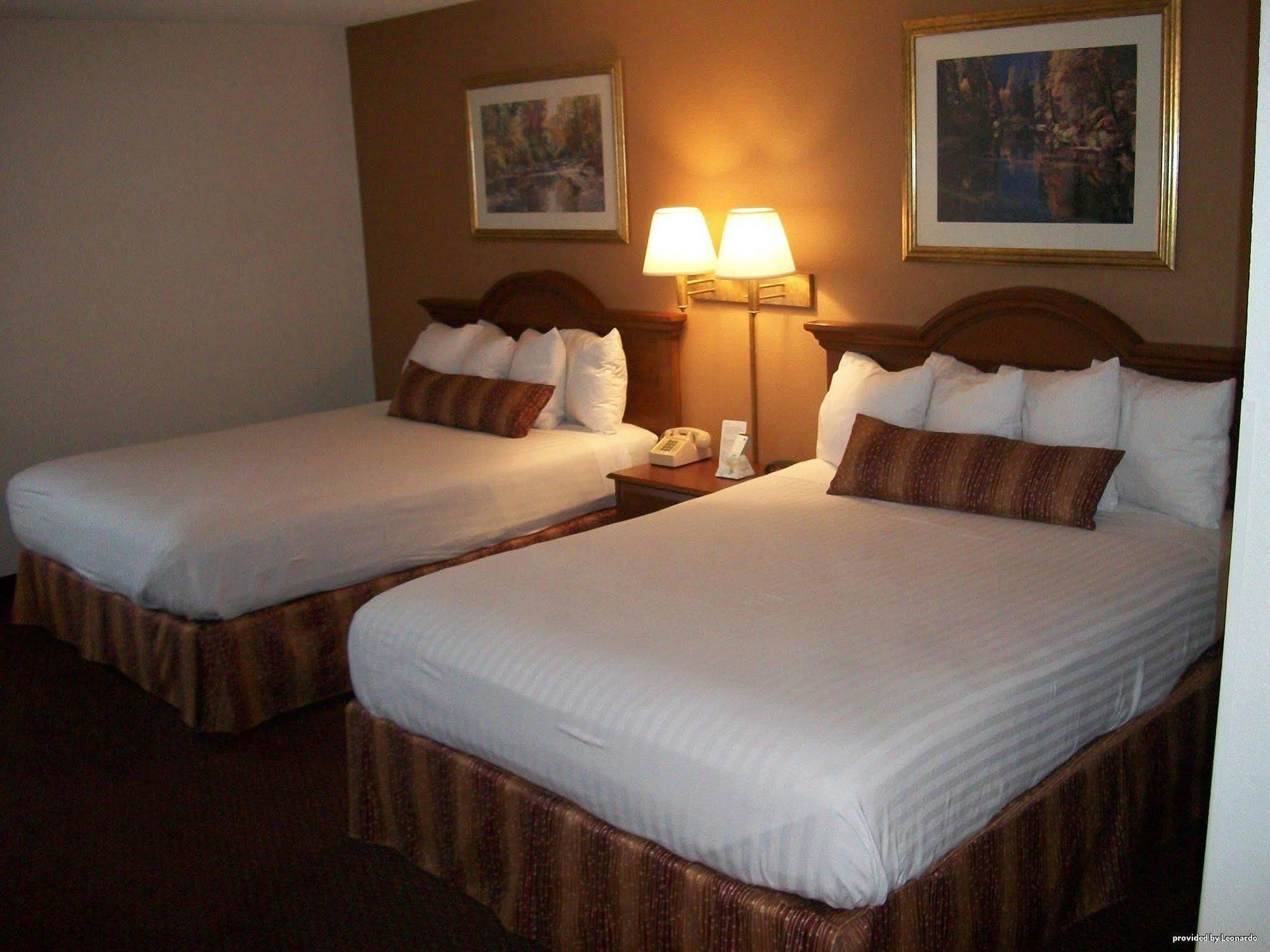 Hotel Western O'hare 3*